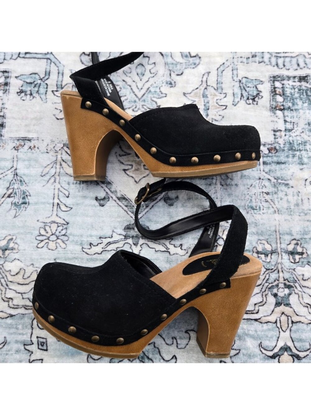 Y2K Black Studded Chunky Clogs With Ankle Strap Faux Suede Size 6 Heels Mules